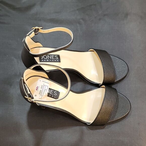 BRAND JONE NEW YORK CHUNKY HIGH HEEL OPEN TOE ADJUSTABLE BUCKLE SANDALS - Picture 8 of 14